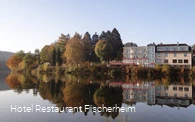 Blick auf das Hotel - © Hotel Restaurant Fischerheim