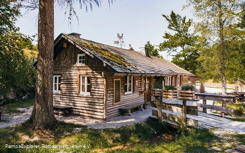 Hiebammen Hütte bei Brilon am Rothaarsteig