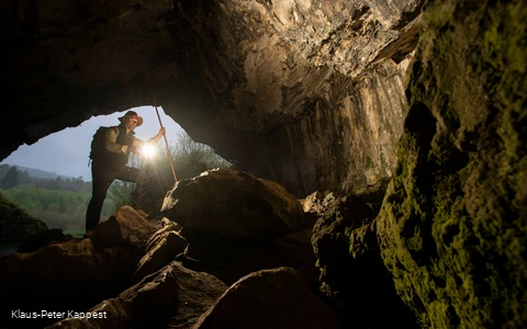 Ranger Höhle_Naturpark Arnsberger Wald  Klaus-Peter Kappest.jpg