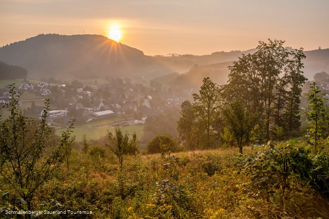 Sonnenaufgang über Oberkirchen