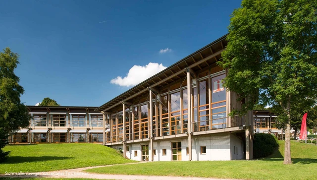 Holz- und Touristikzentrum Schmallenberg