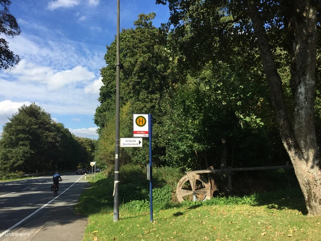 Ferienwelt Winterberg_2018_Niedersfeld_Bushaltestelle Am Stein_Sommer.jpg