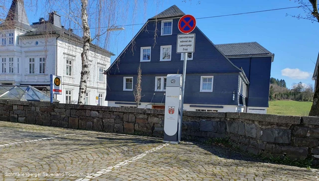 E-Auto Ladestation am Kirchplatz Schmallenberg